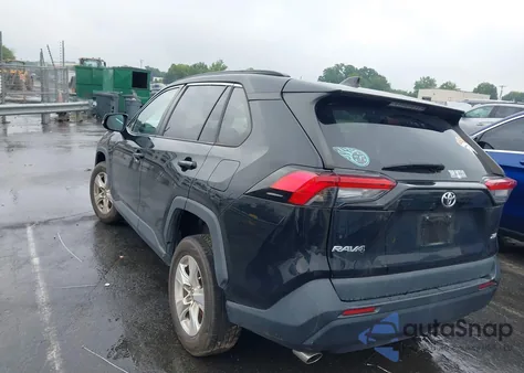2021 Toyota Rav4 Xle из США, поврежденный, VIN 2T3W1RFVXMW114944